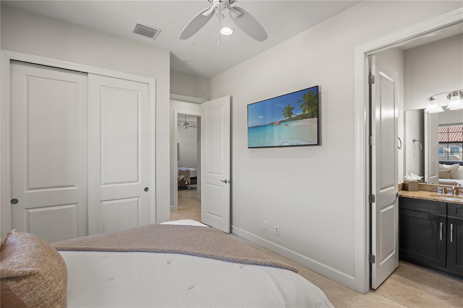 Image 19 of 38 For 13510 Messina Loop 107