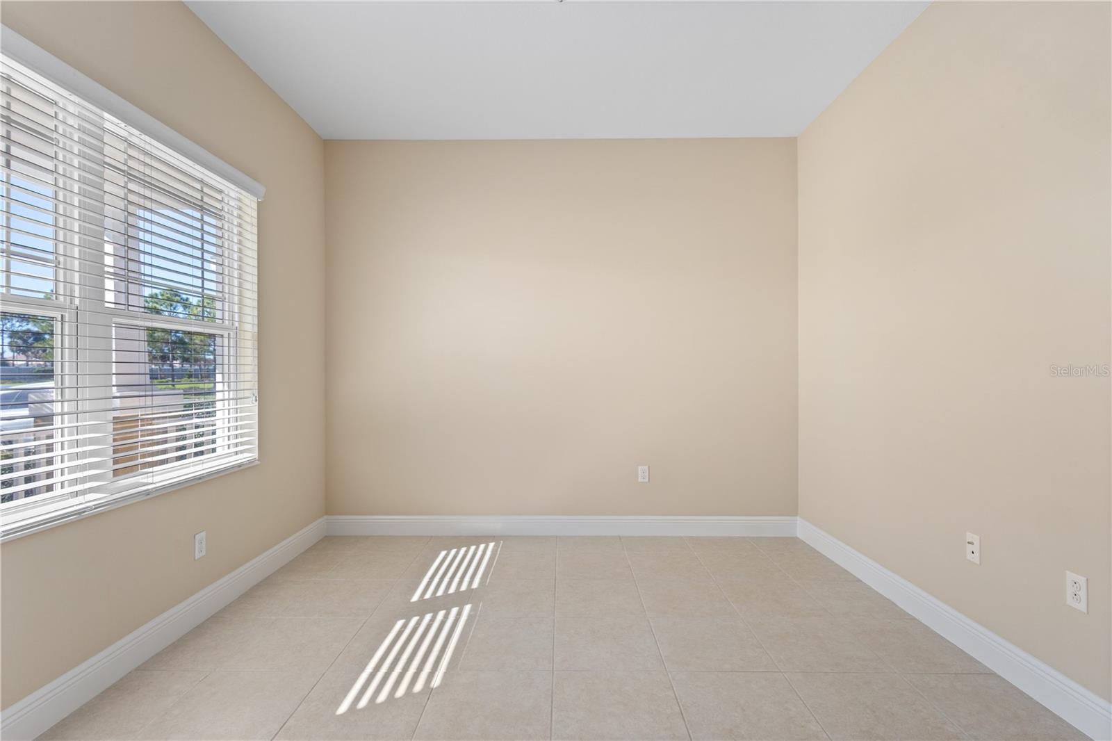 Image 5 of 39 For 3835 Autumn Fern Terrace