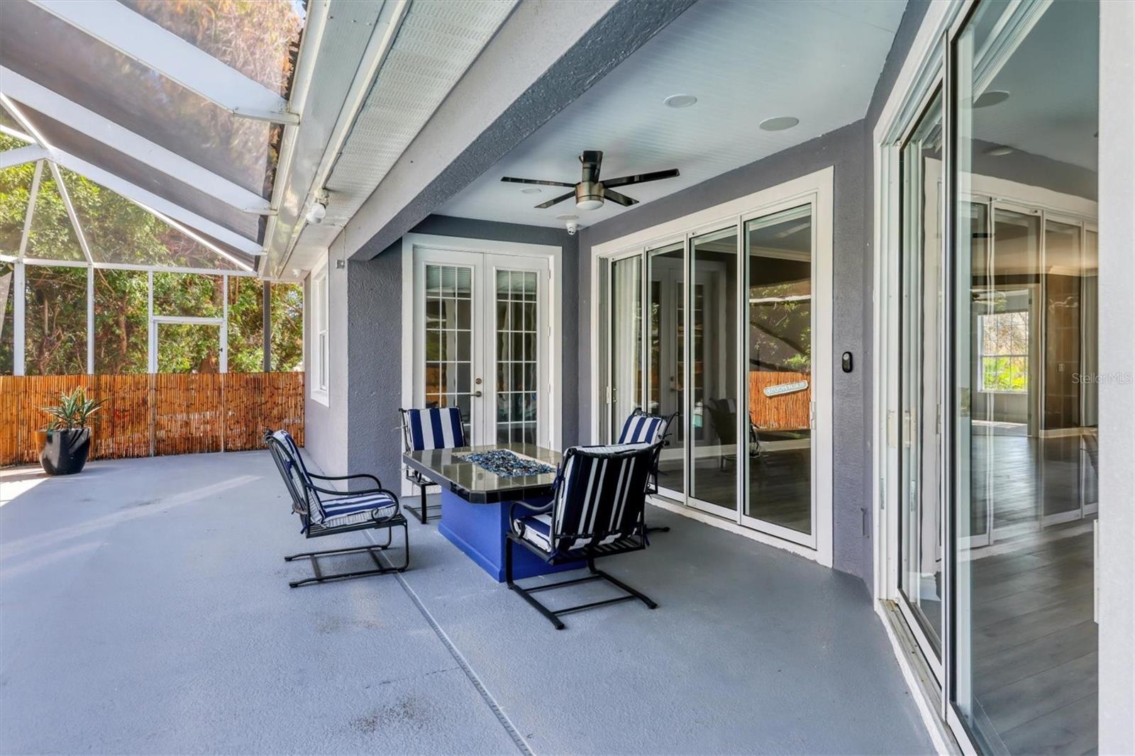 Image 26 of 33 For 1138 Hoover Street