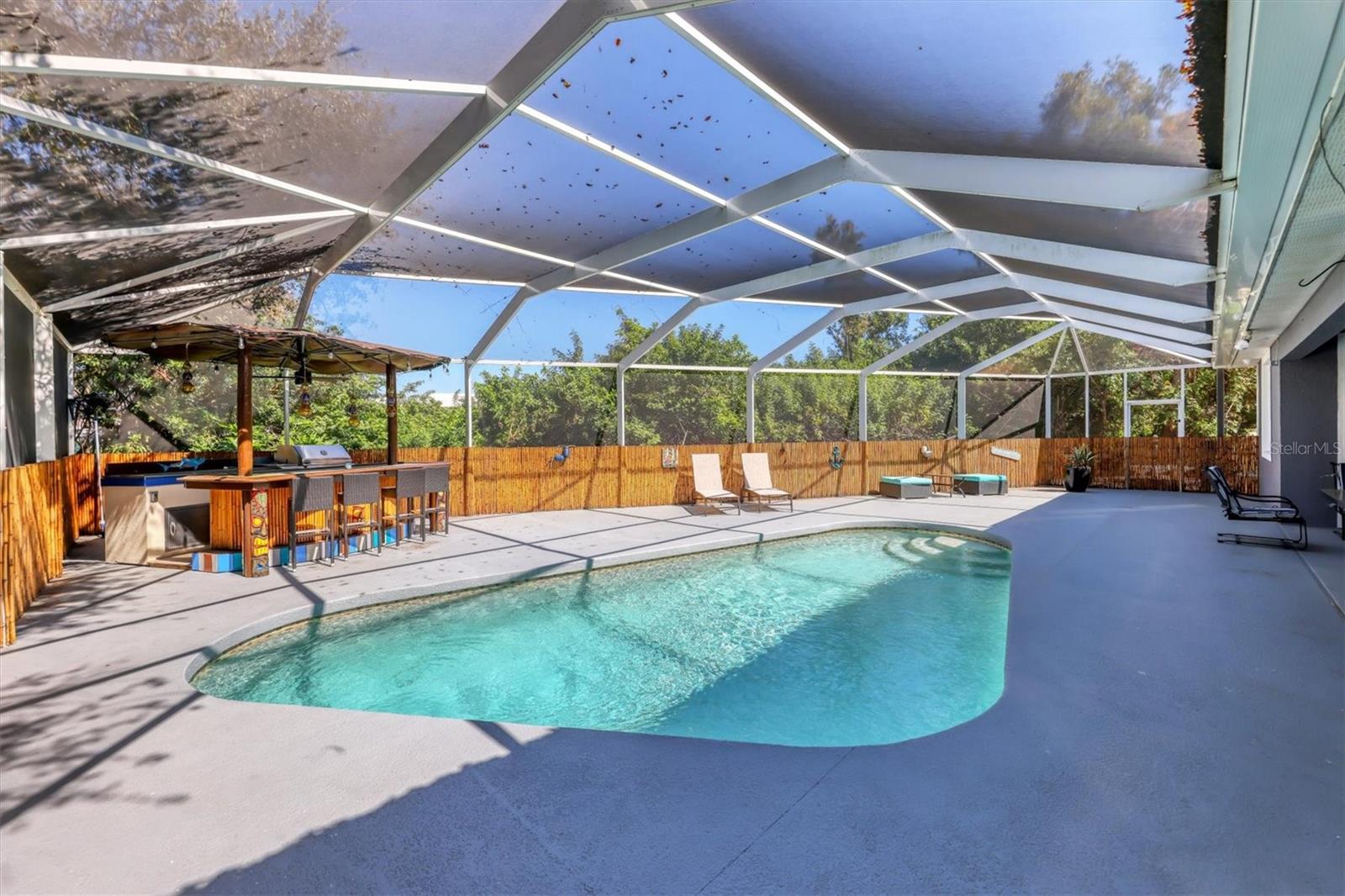 Image 33 of 33 For 1138 Hoover Street