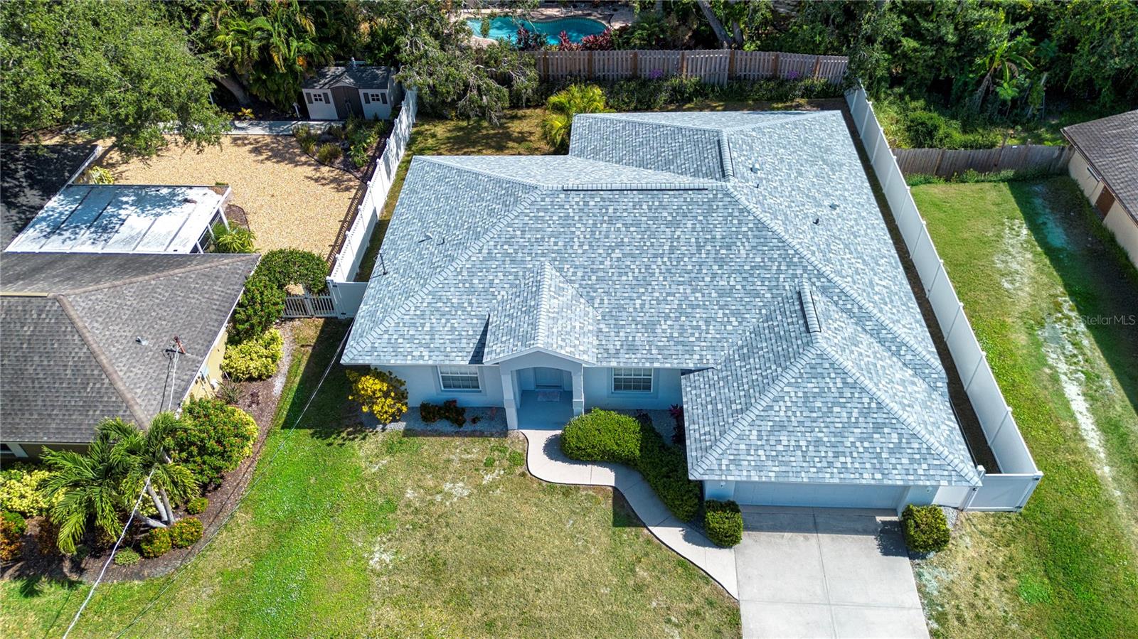 Image 4 of 49 For 2117 Huntington Avenue