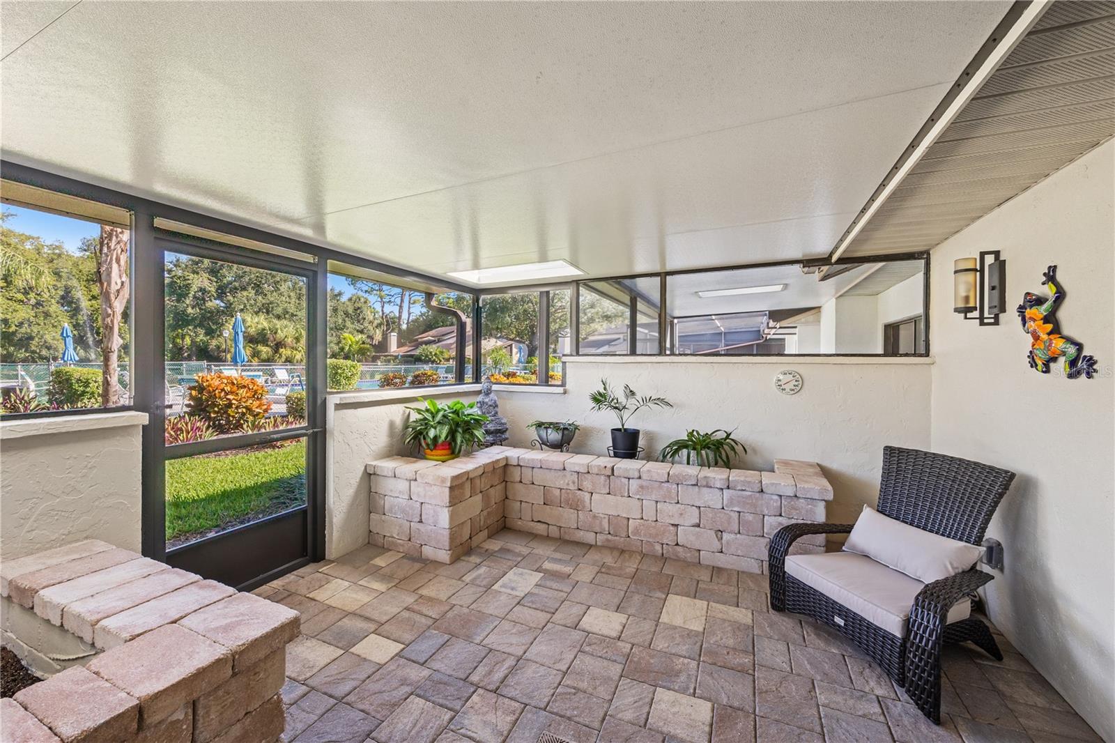 Image 17 of 31 For 4519 La Jolla Drive