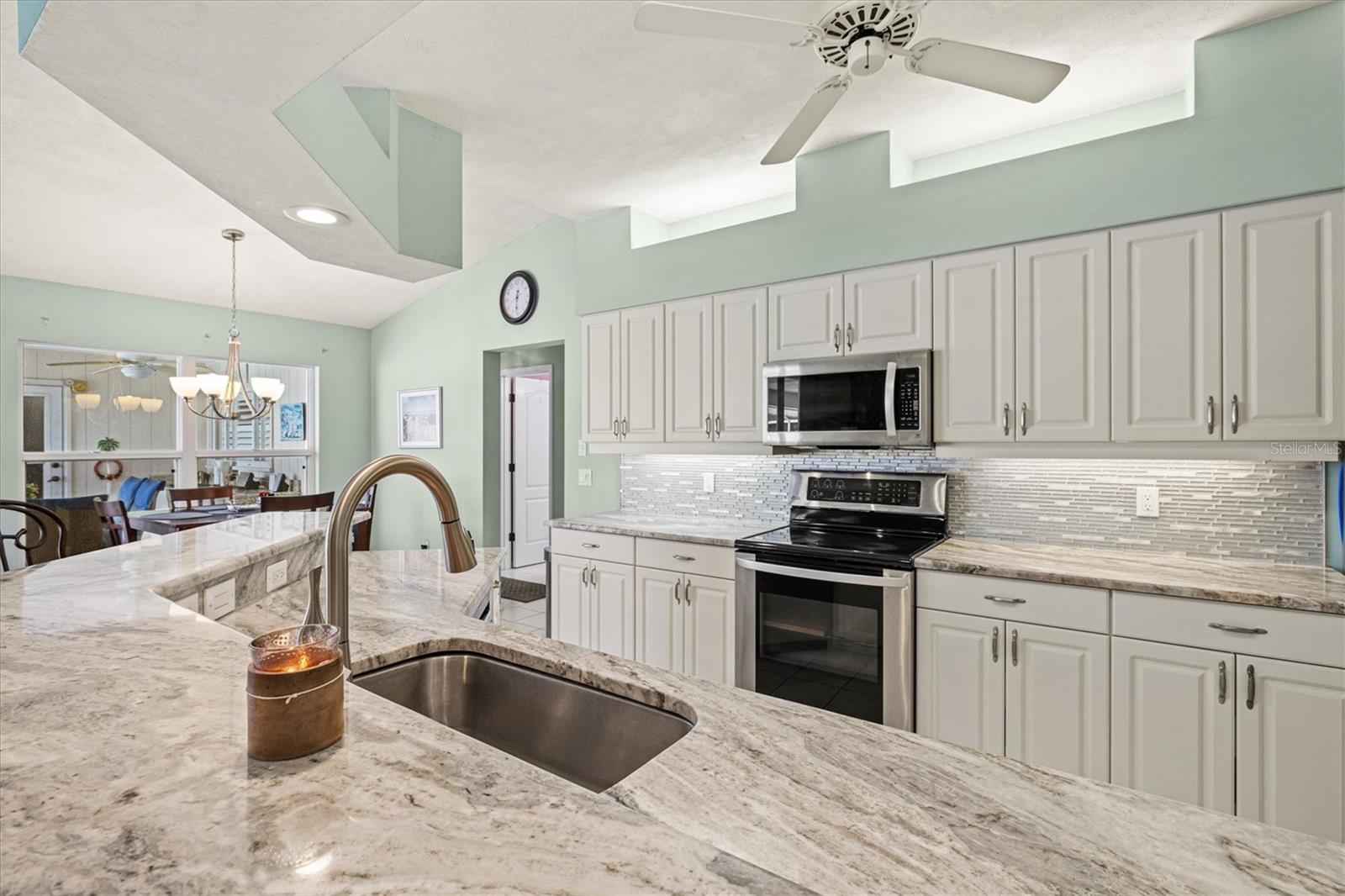 Image 21 of 66 For 1426 Brenner Park Drive