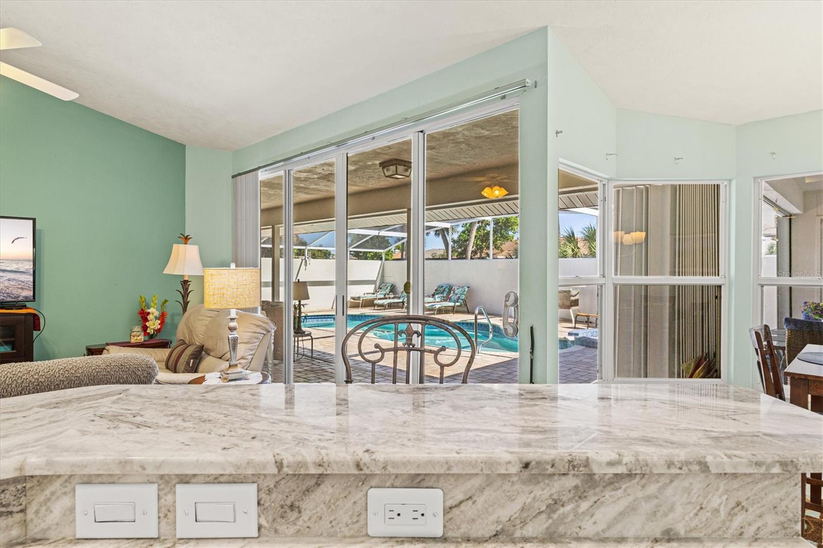 Image 24 of 66 For 1426 Brenner Park Drive