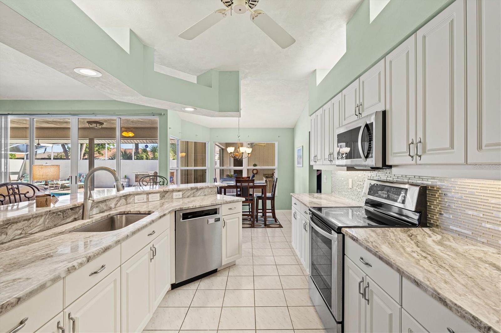 Image 25 of 66 For 1426 Brenner Park Drive