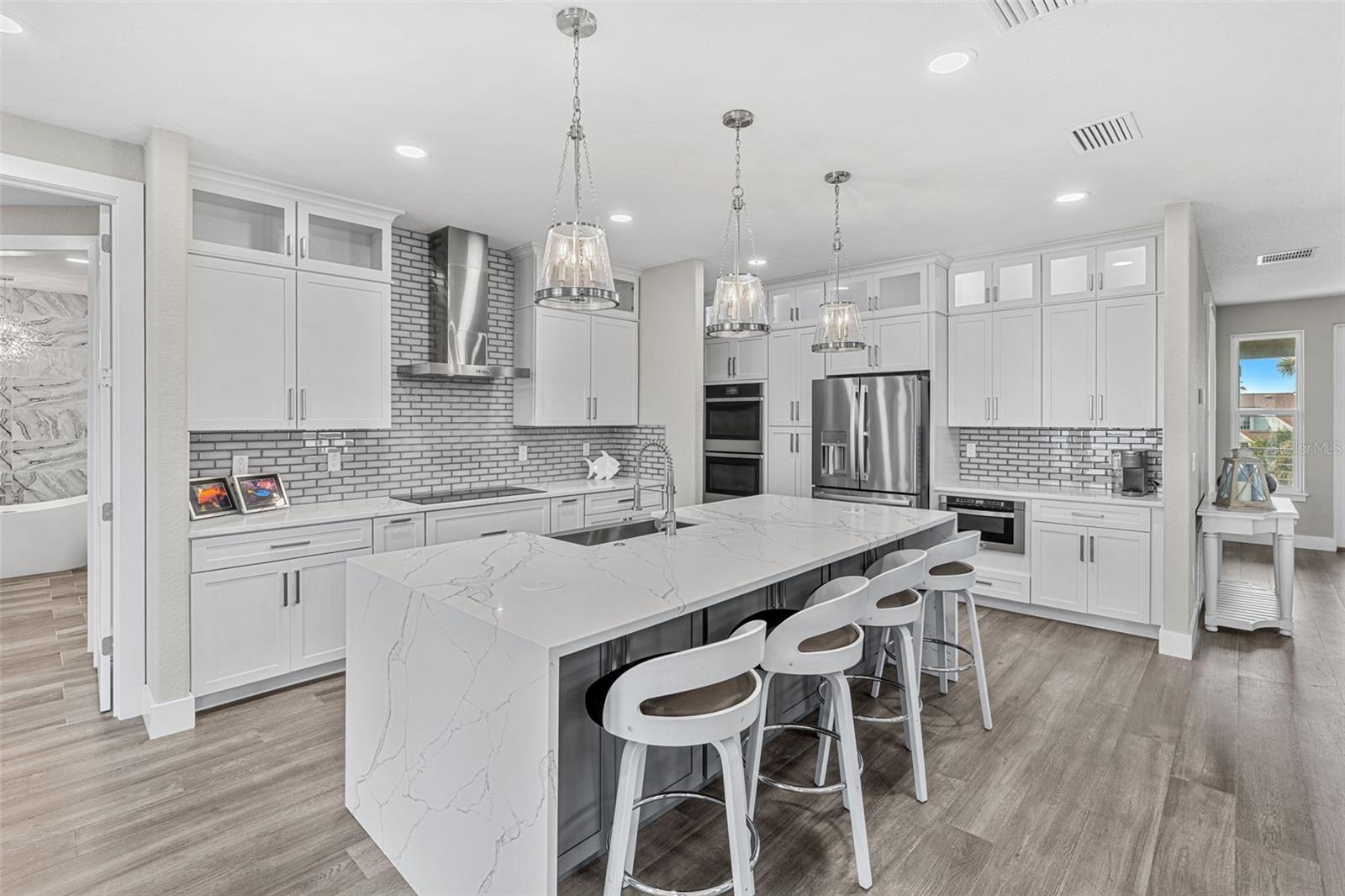 Image 8 of 43 For 1752 Central Avenue