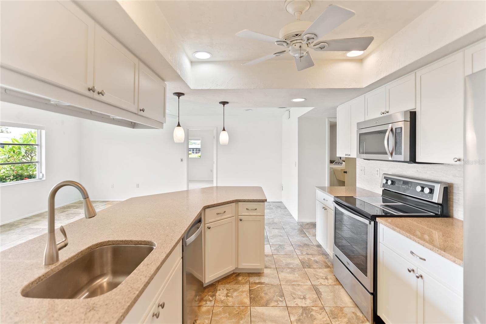 Image 10 of 52 For 1608 Lilliput Court