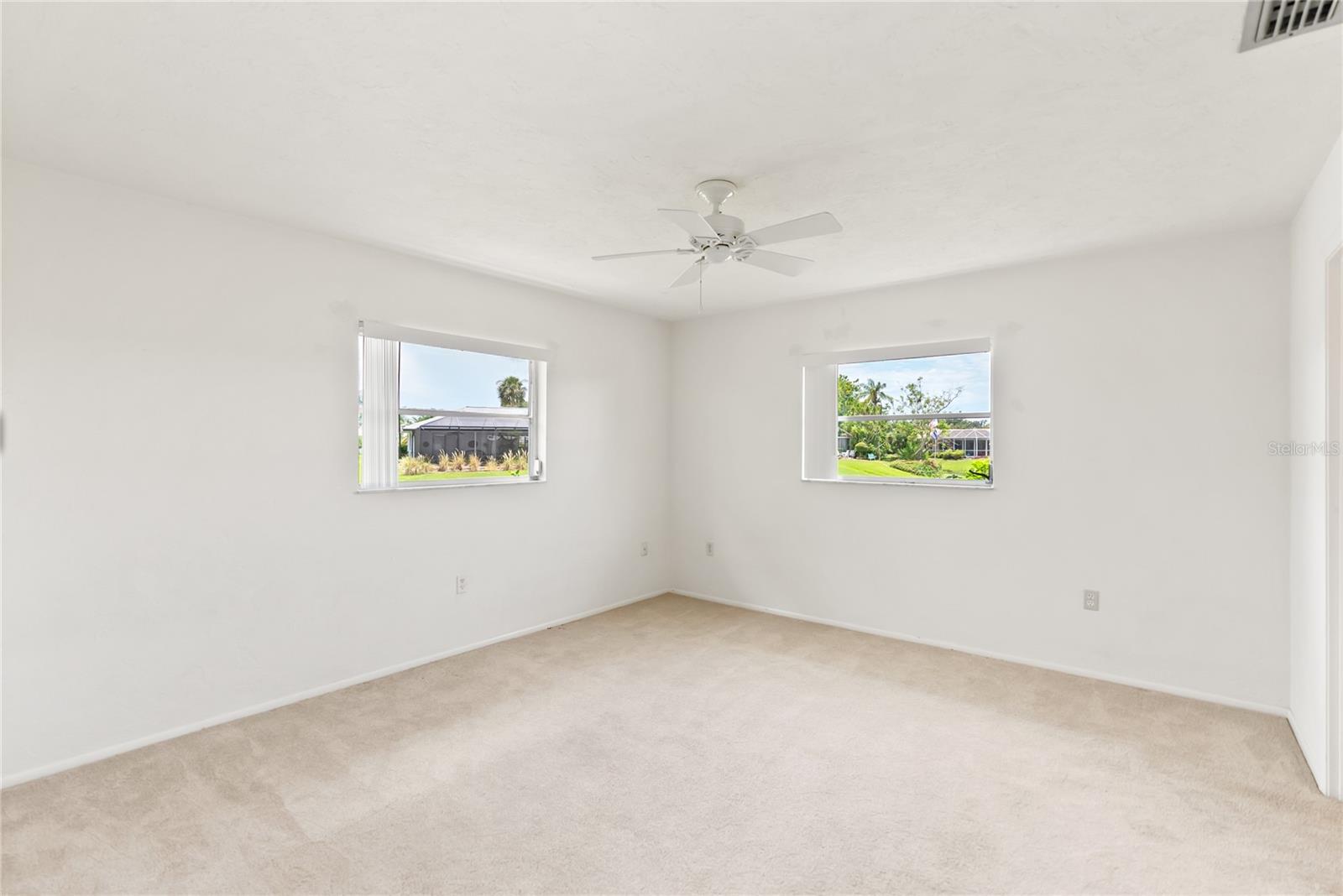 Image 28 of 52 For 1608 Lilliput Court