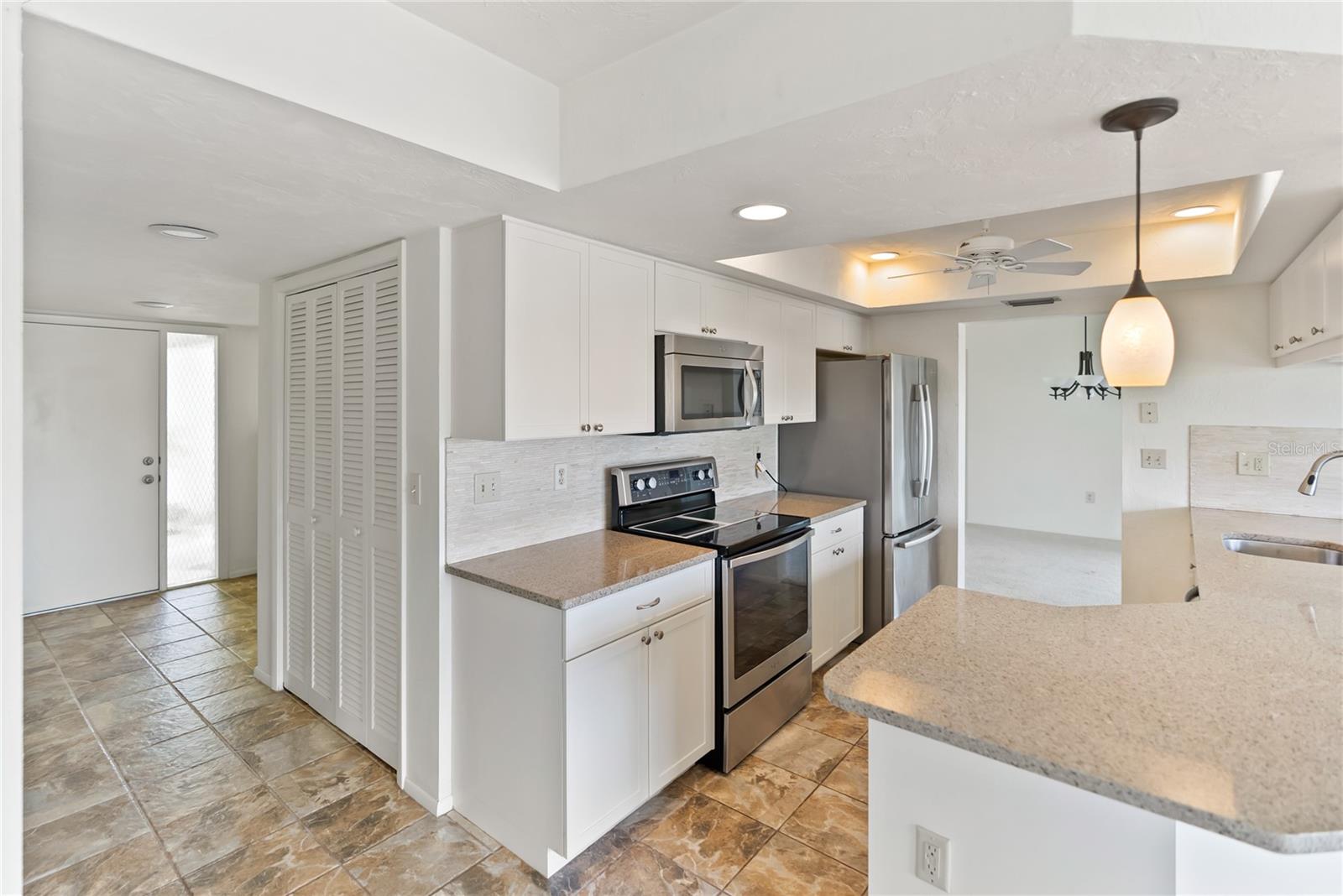 Image 8 of 52 For 1608 Lilliput Court