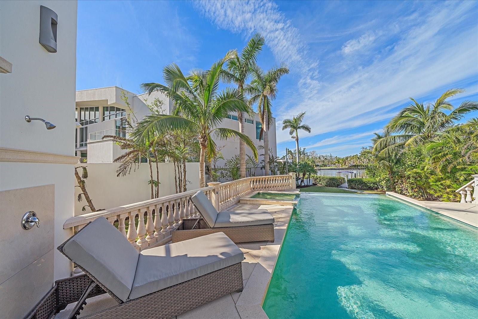 Image 10 of 81 For 4136 Roberts Point Circle