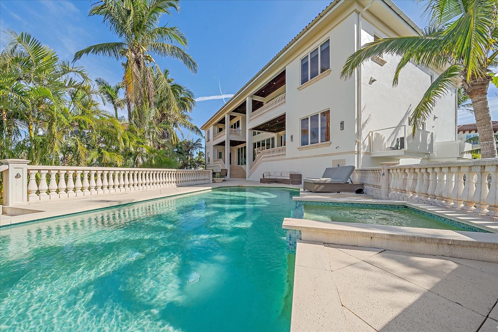 Image 11 of 81 For 4136 Roberts Point Circle