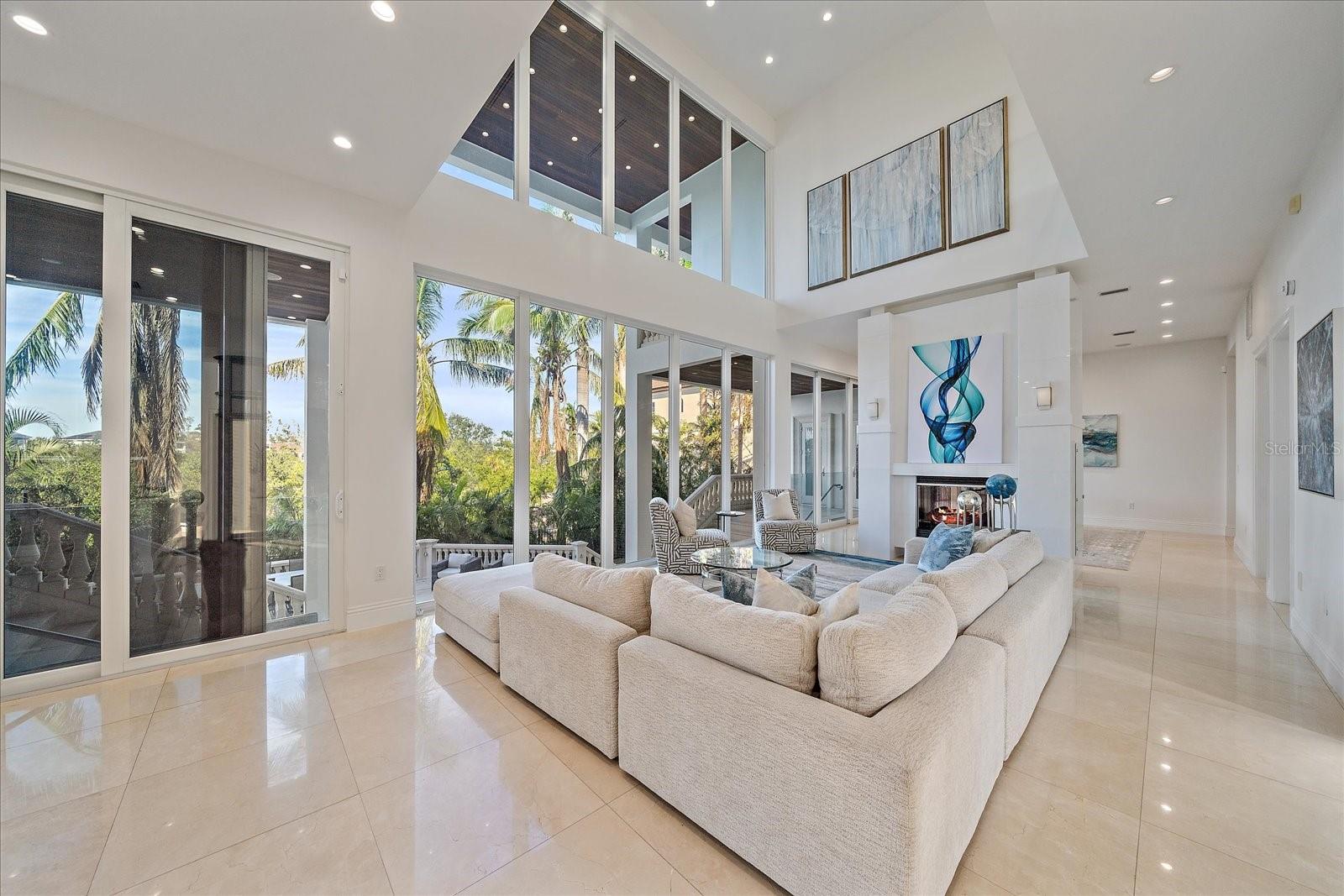 Image 32 of 81 For 4136 Roberts Point Circle