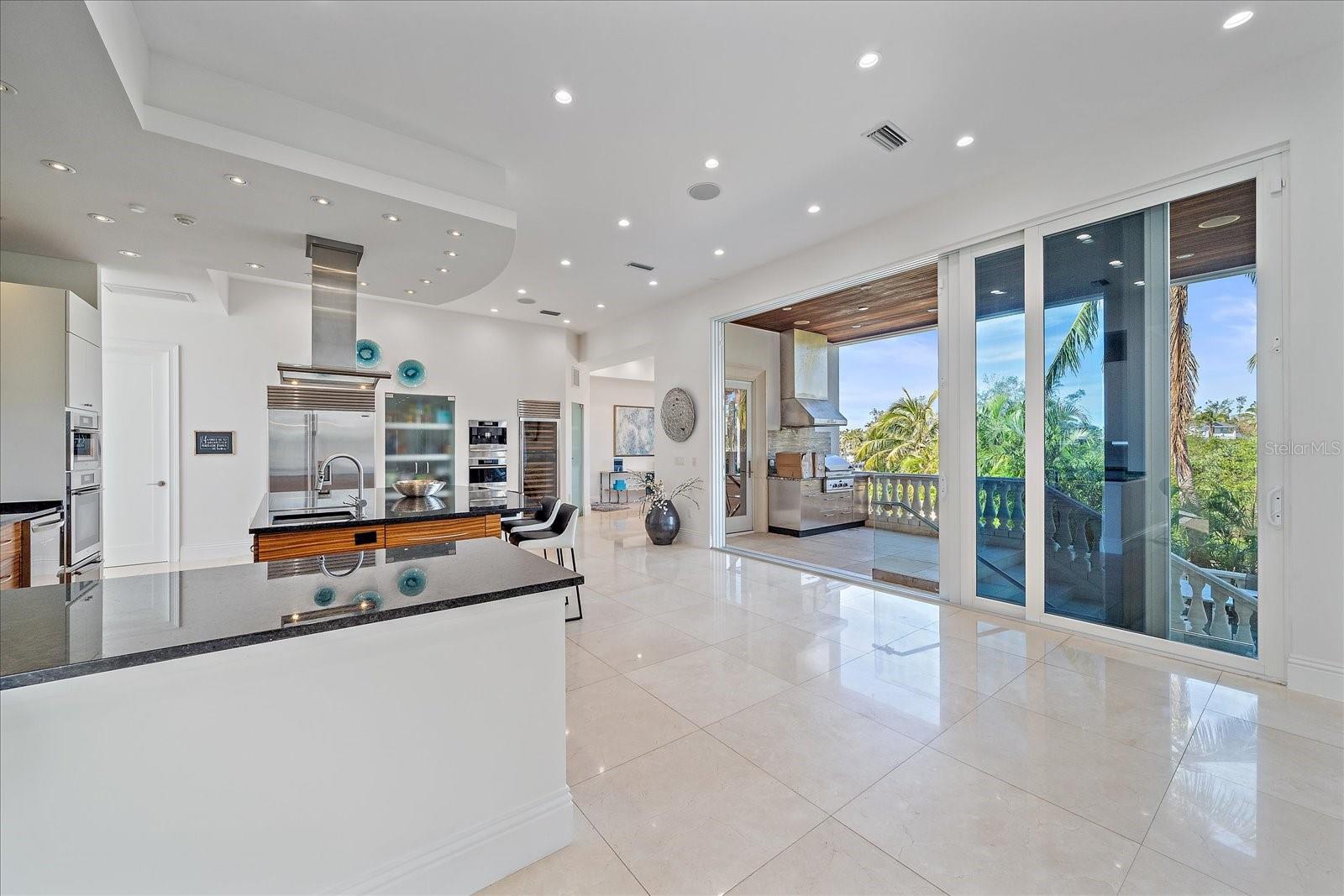 Image 36 of 81 For 4136 Roberts Point Circle