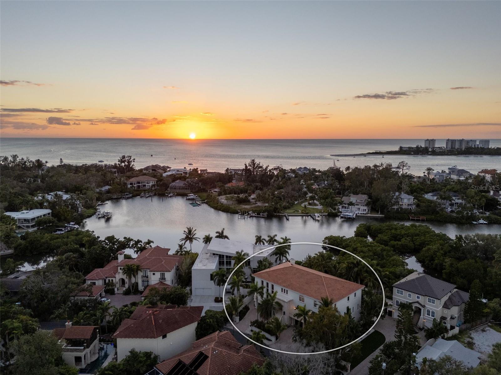 Image 4 of 81 For 4136 Roberts Point Circle