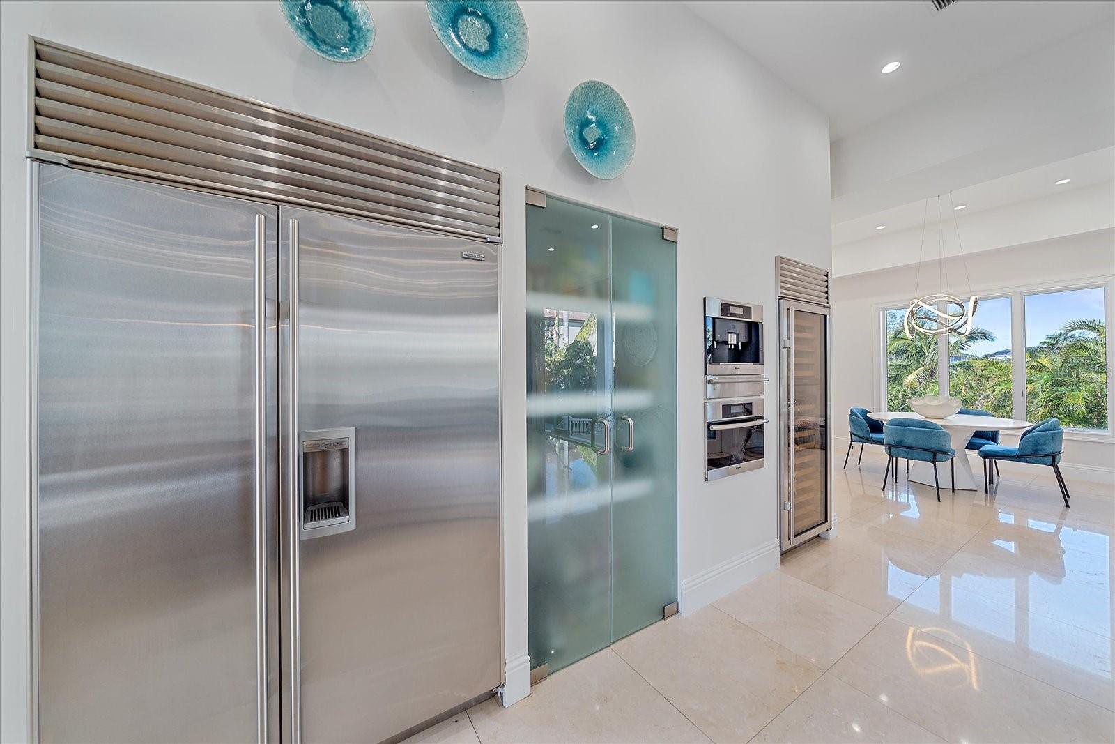 Image 42 of 81 For 4136 Roberts Point Circle