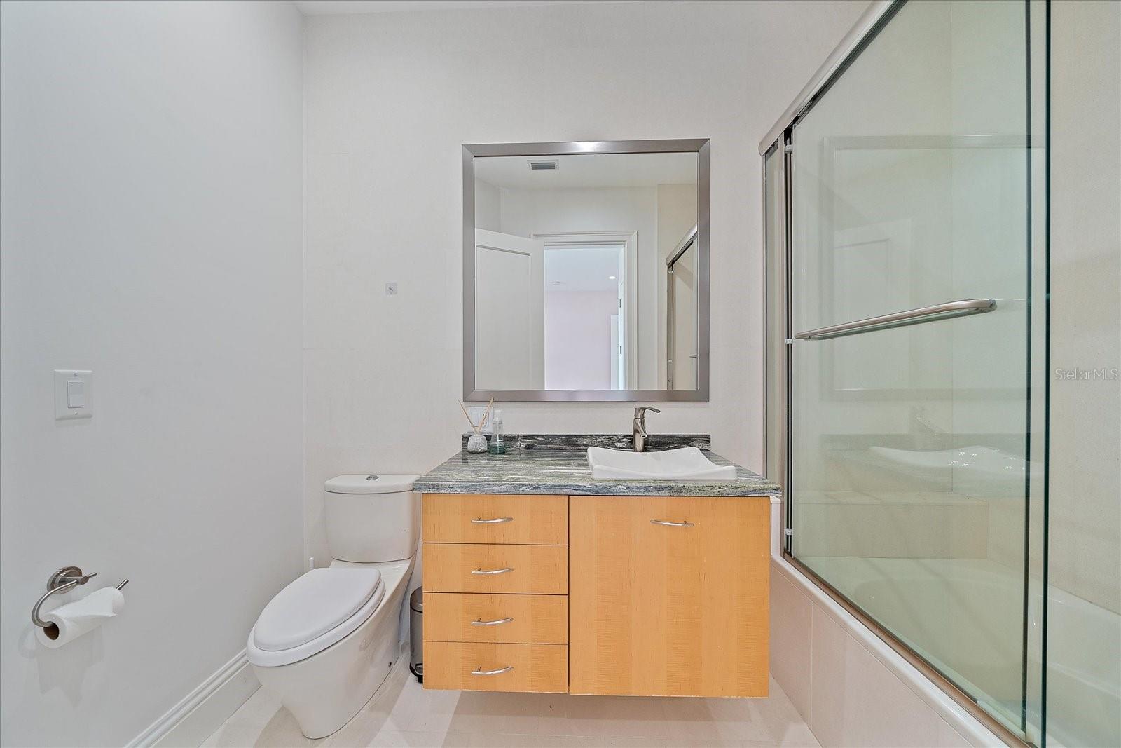 Image 69 of 81 For 4136 Roberts Point Circle