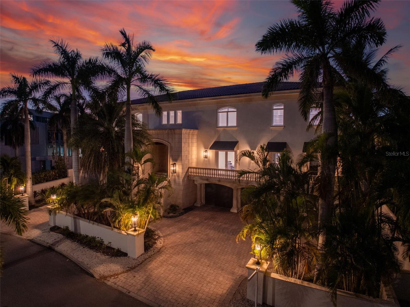 Image 7 of 81 For 4136 Roberts Point Circle