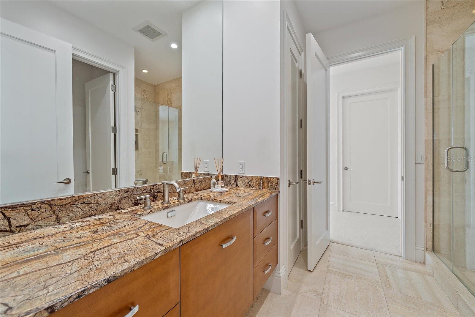 Image 75 of 81 For 4136 Roberts Point Circle