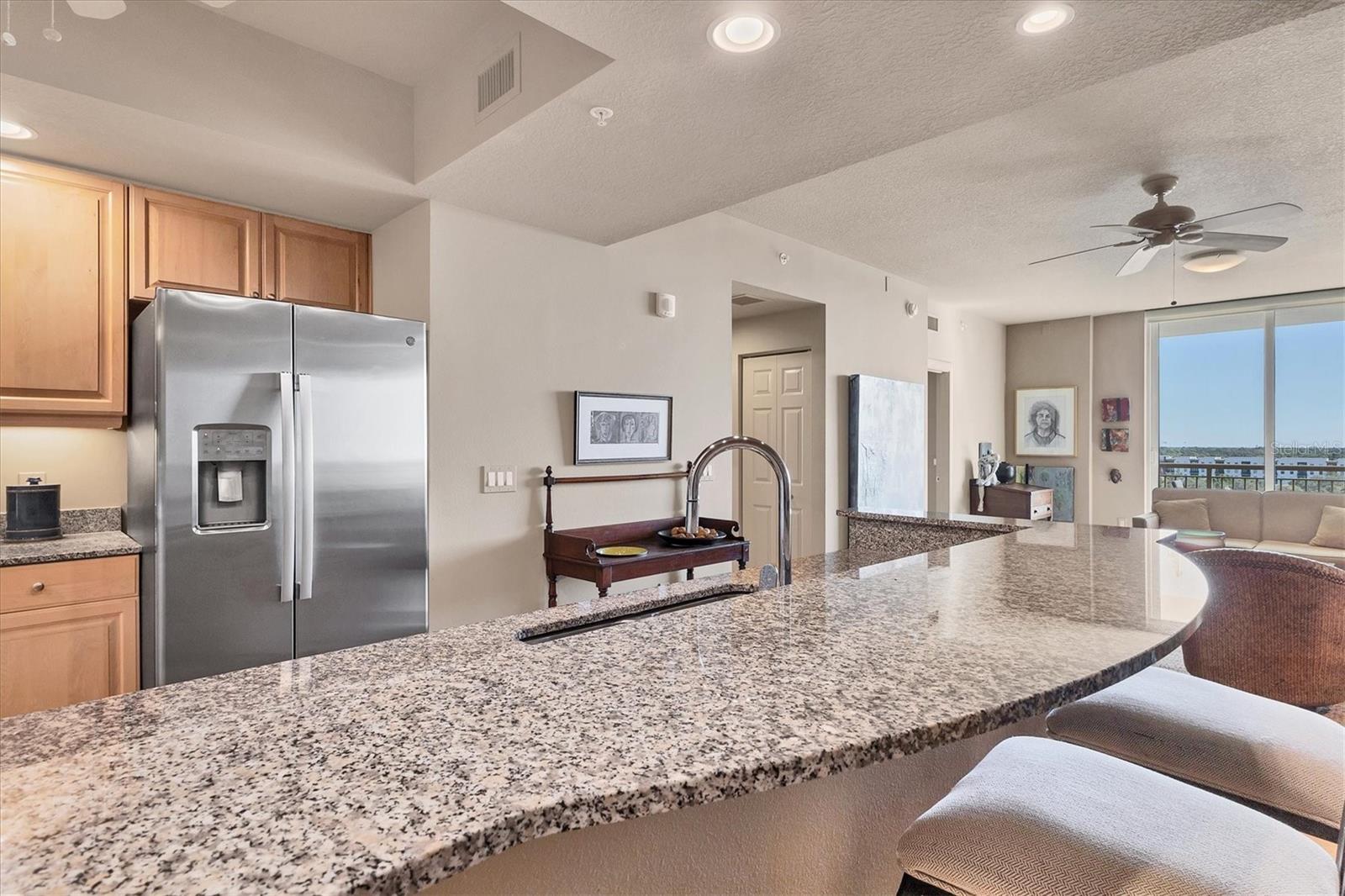 Image 19 of 57 For 800 Tamiami Trail 808