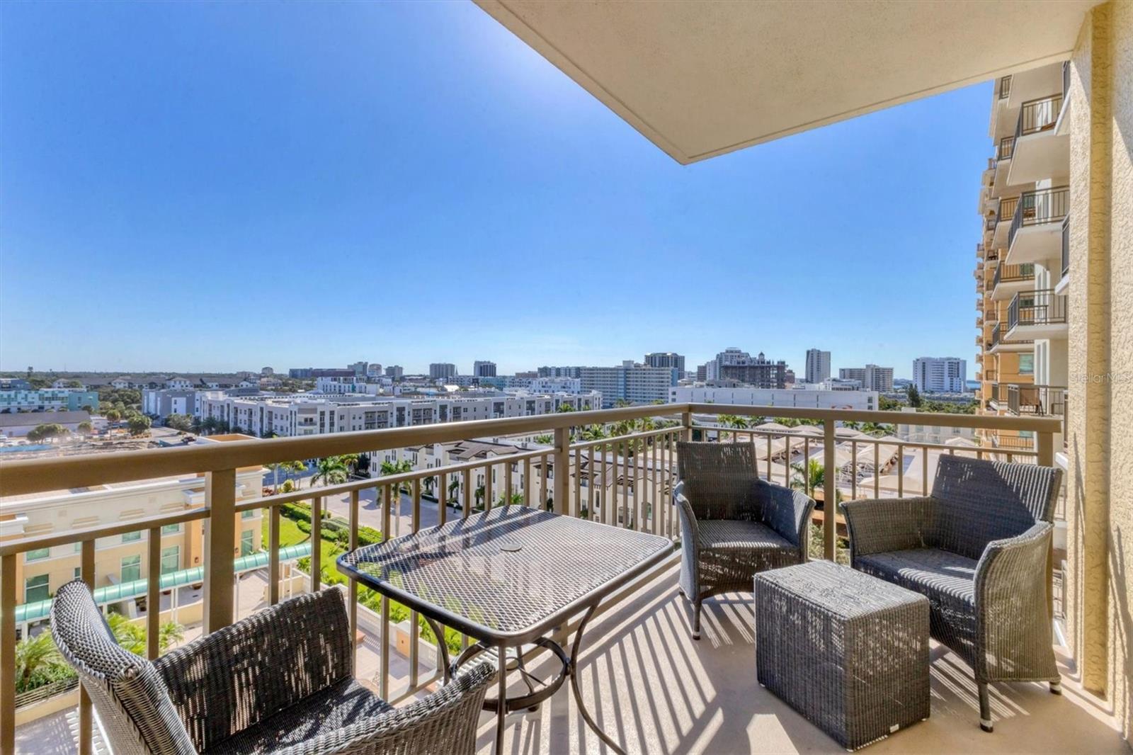 Image 31 of 57 For 800 Tamiami Trail 808