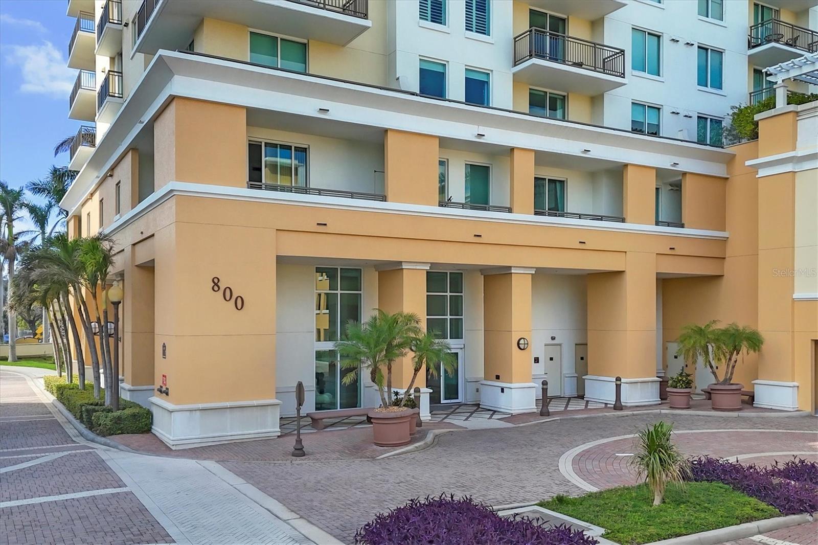 Image 4 of 57 For 800 Tamiami Trail 808