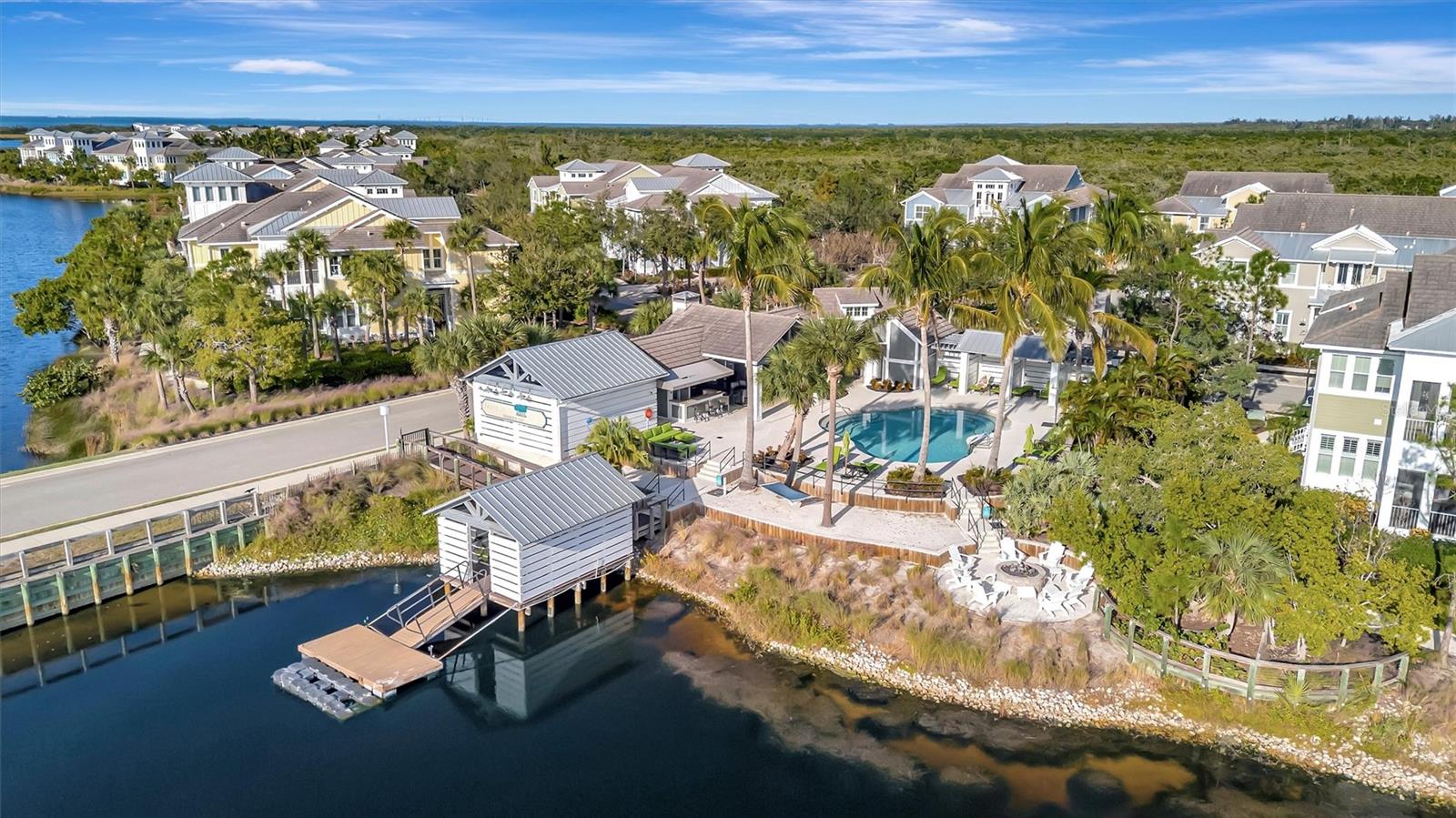 Image 17 of 95 For 246 Sapphire Lake Drive 201