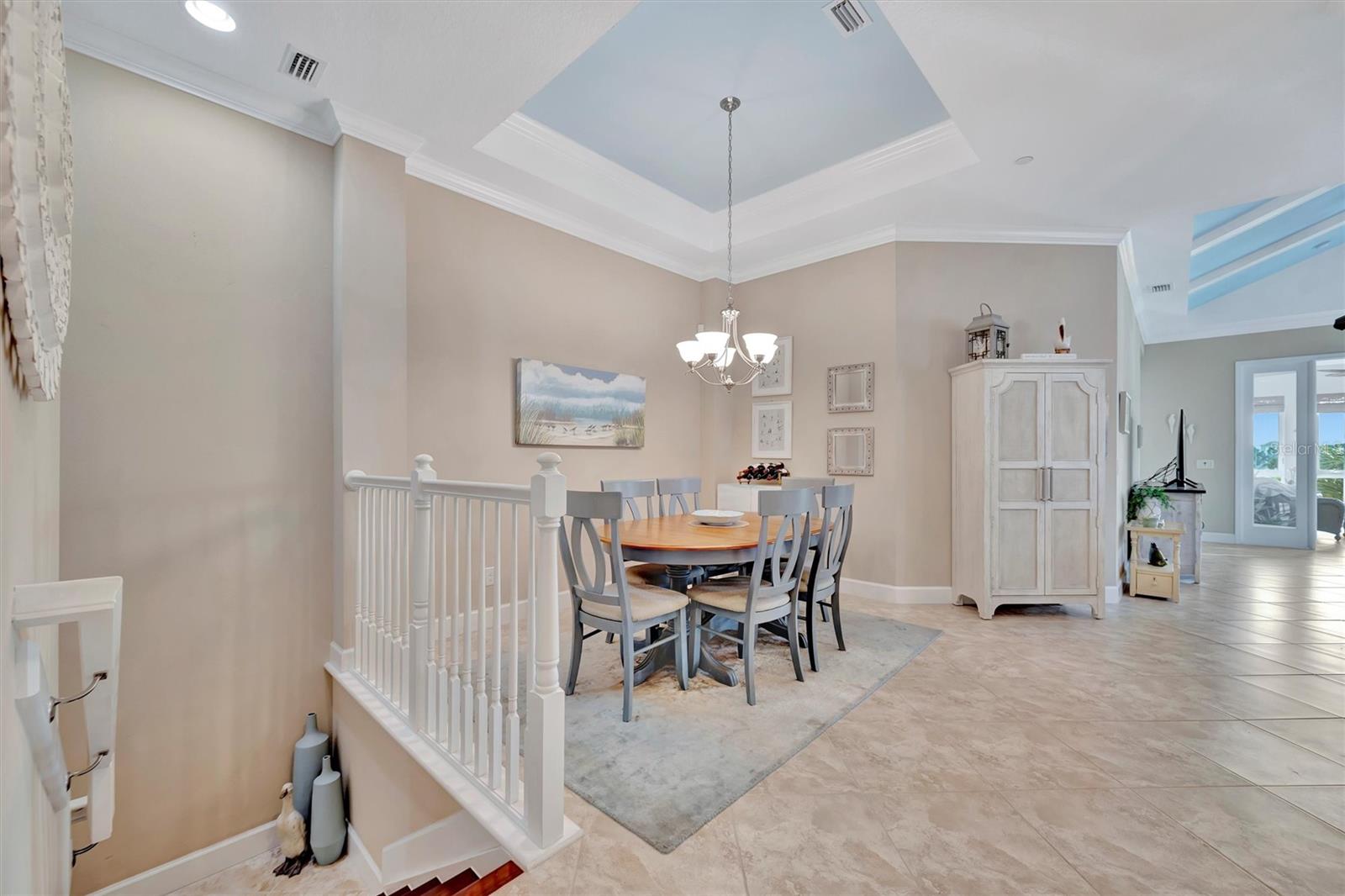 Image 25 of 95 For 246 Sapphire Lake Drive 201