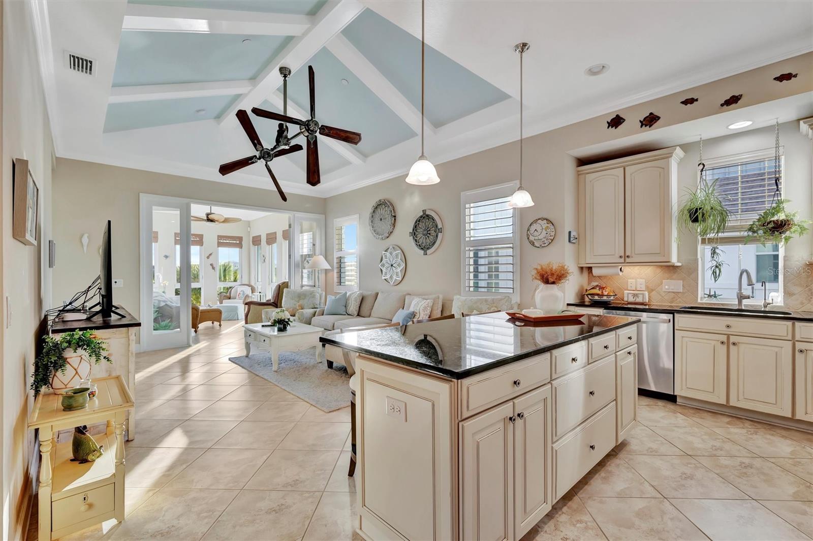 Image 4 of 95 For 246 Sapphire Lake Drive 201