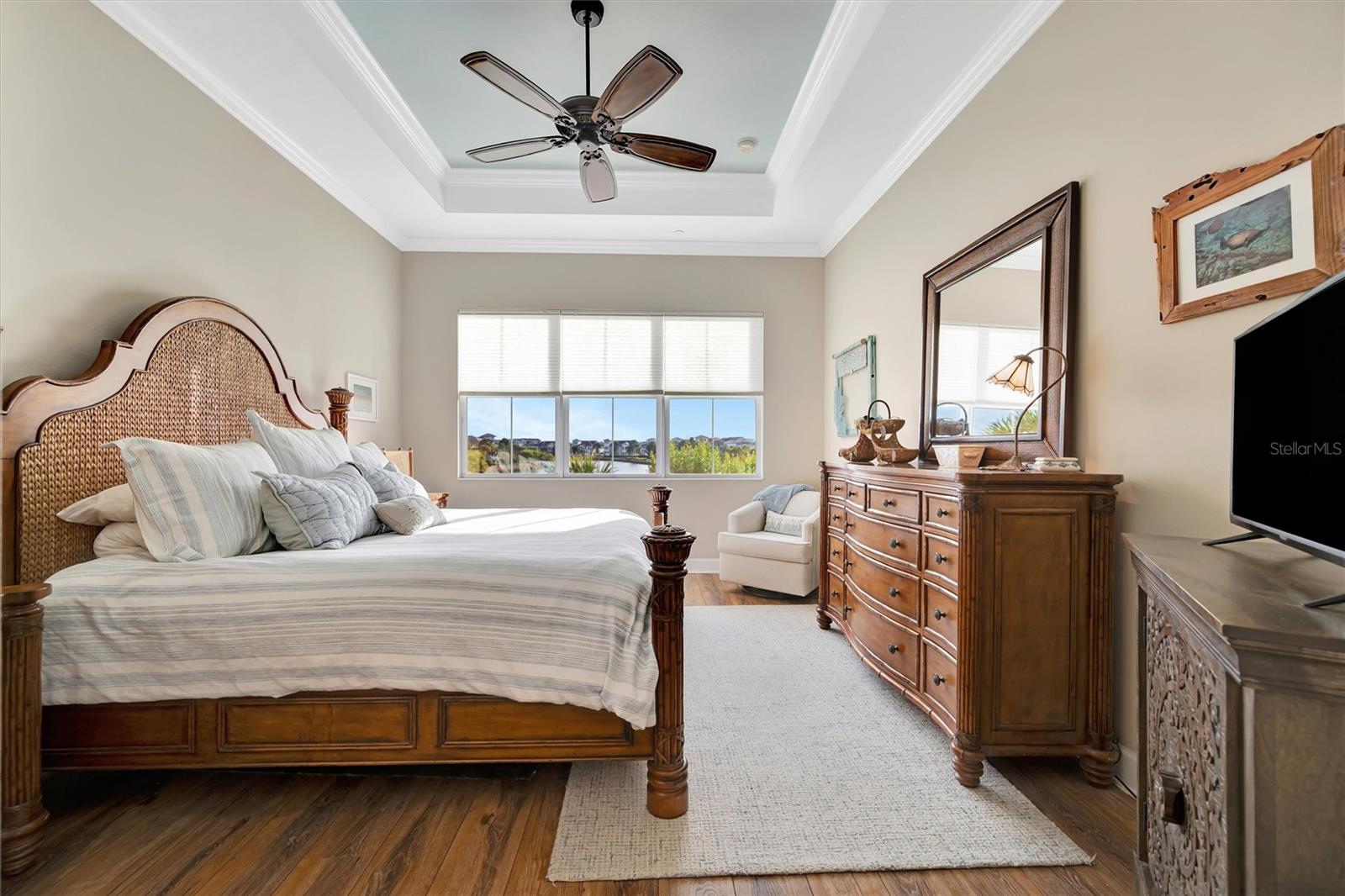 Image 40 of 95 For 246 Sapphire Lake Drive 201