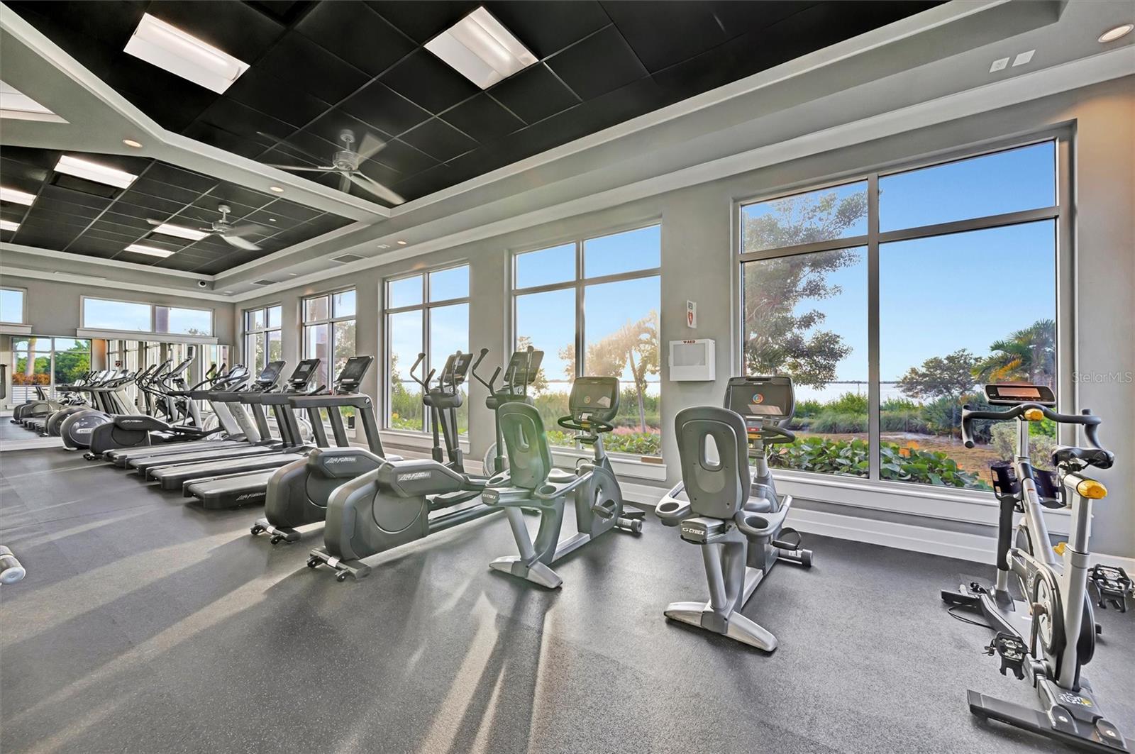 Image 62 of 95 For 246 Sapphire Lake Drive 201