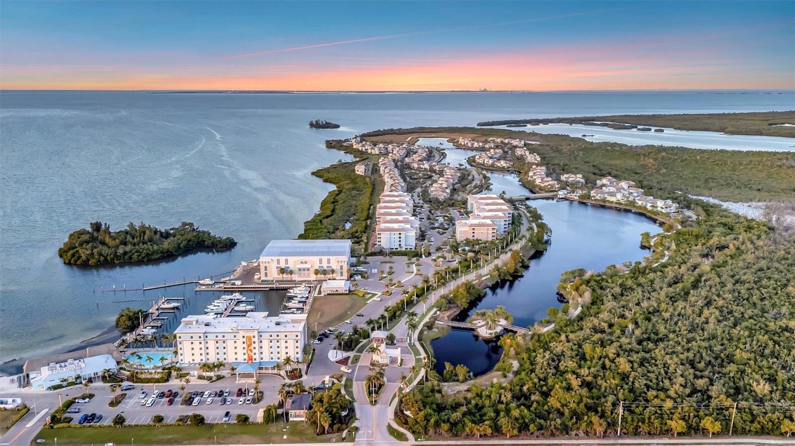 Image 79 of 95 For 246 Sapphire Lake Drive 201