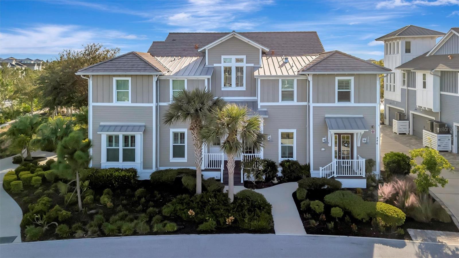 Image 8 of 95 For 246 Sapphire Lake Drive 201