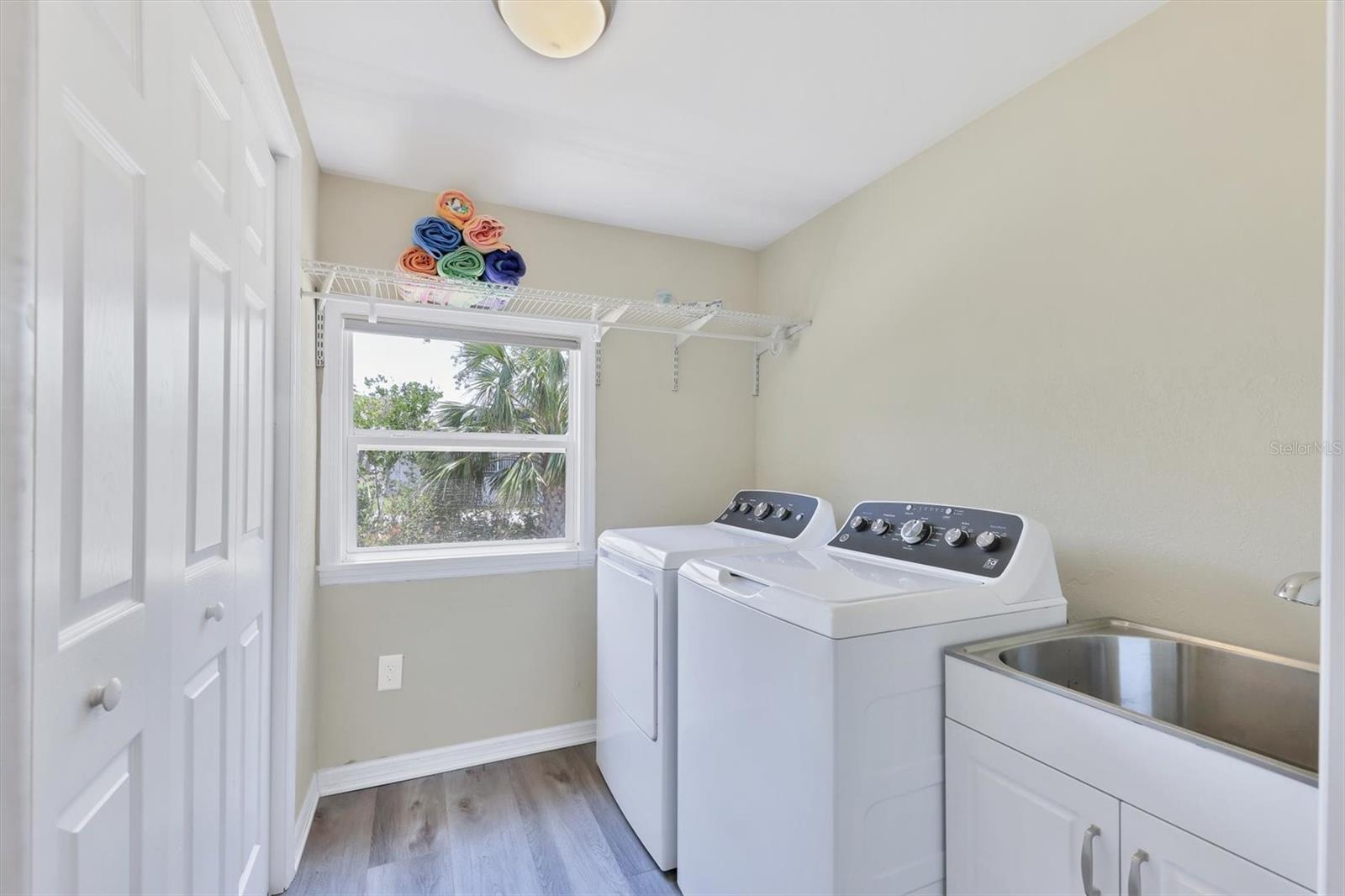 Image 26 of 39 For 4515 106th Street W