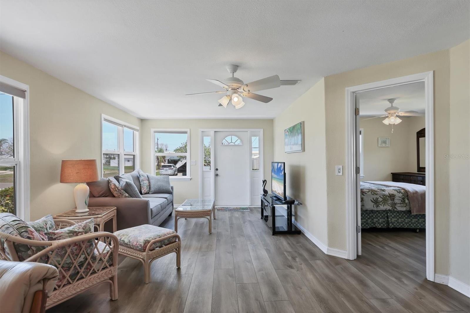 Image 8 of 39 For 4515 106th Street W