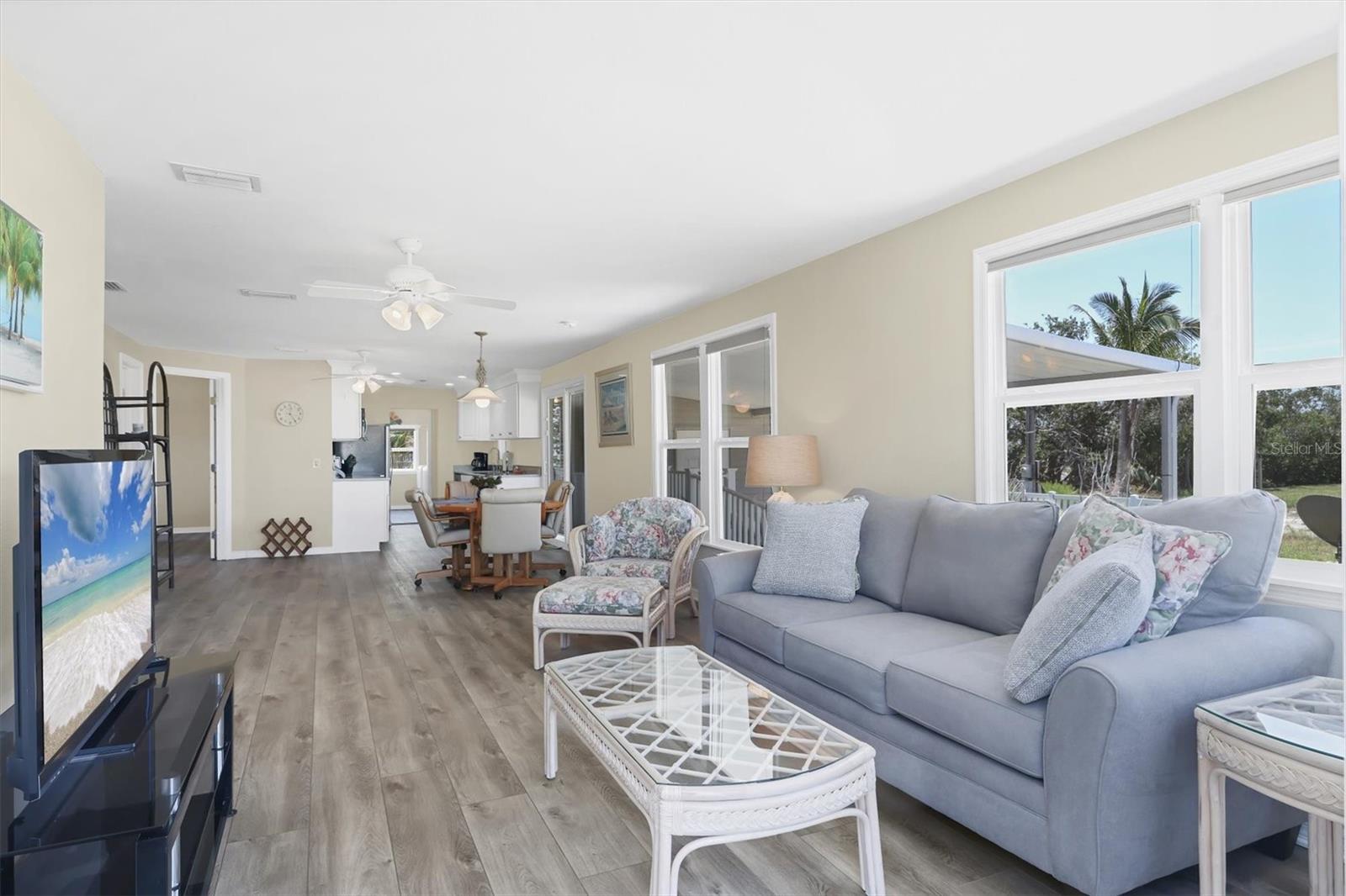 Image 9 of 39 For 4515 106th Street W