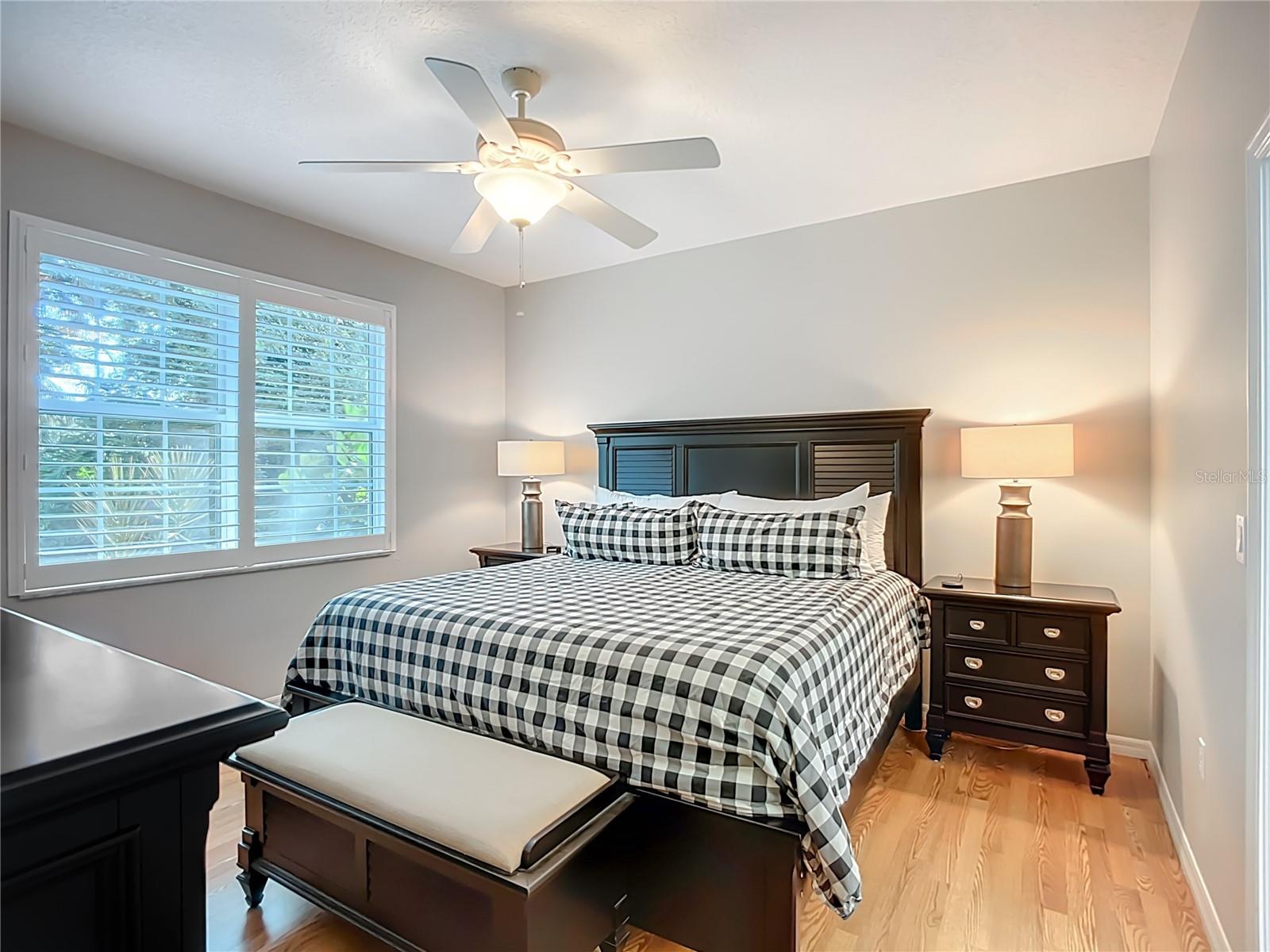 Image 5 of 45 For 8355 Glenrose Way 112