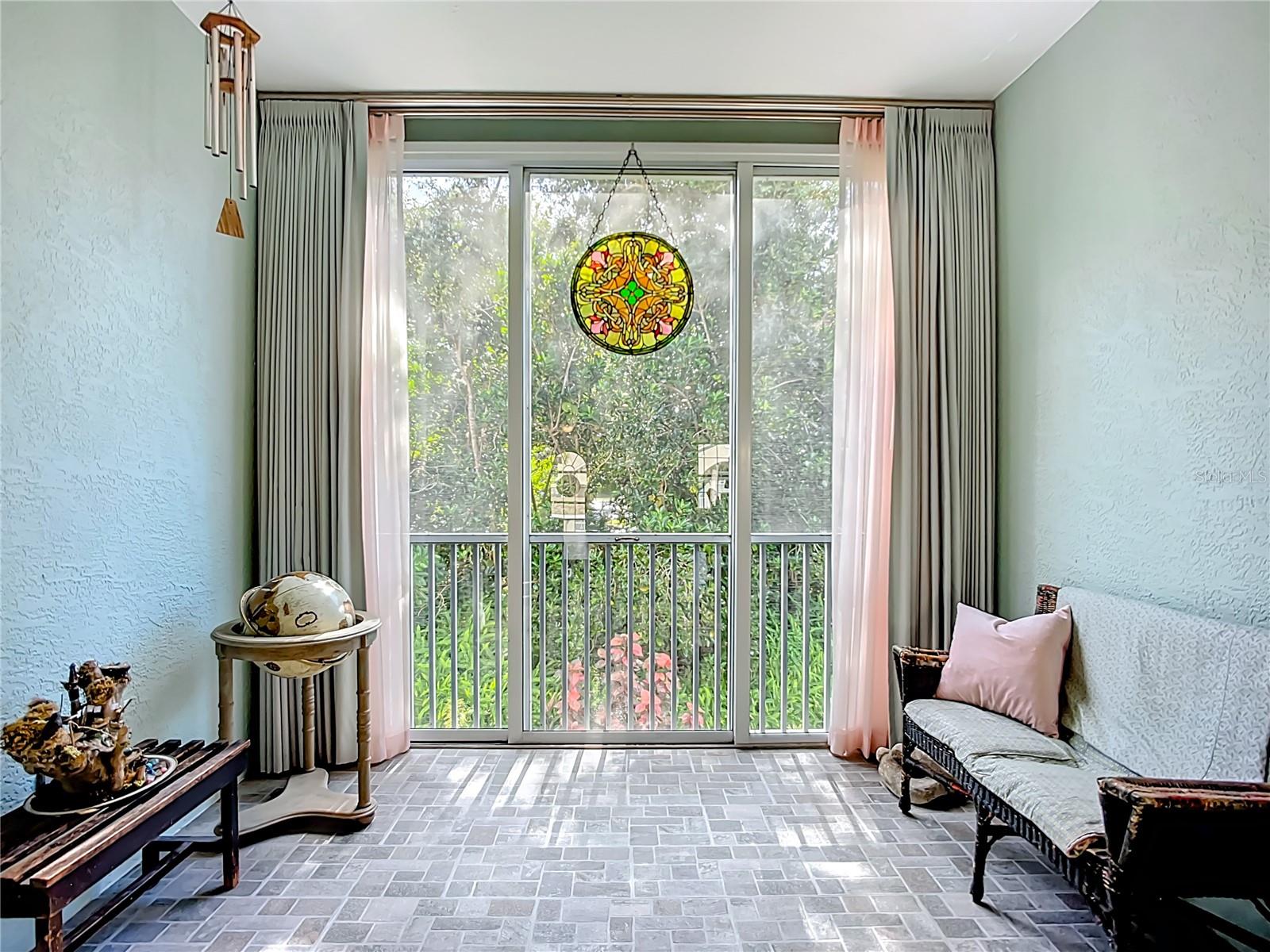 Image 19 of 52 For 4240 Breezeway Boulevard 325