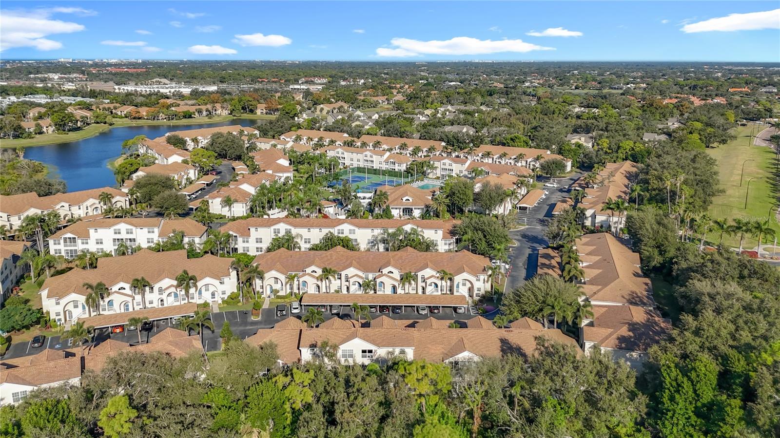 Image 40 of 52 For 4240 Breezeway Boulevard 325