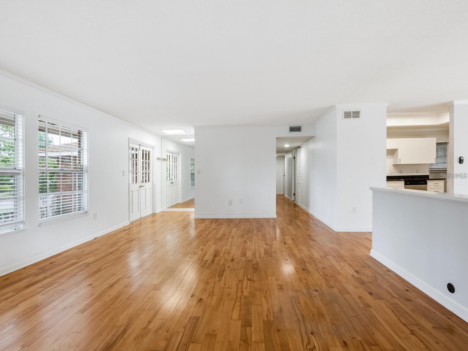 Image 11 of 35 For 2608 Constitution Boulevard