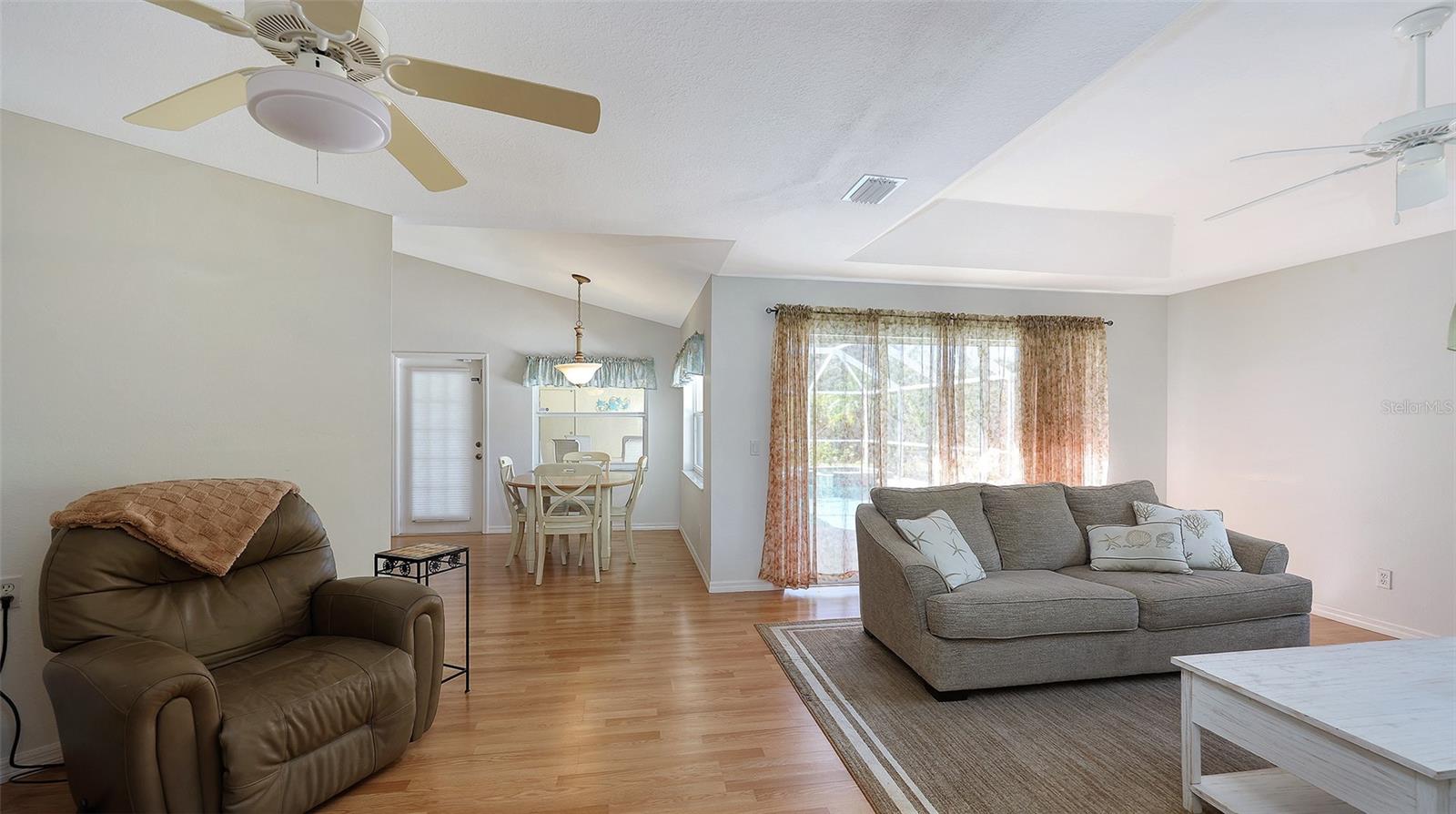 Image 14 of 36 For 2959 Peake Street