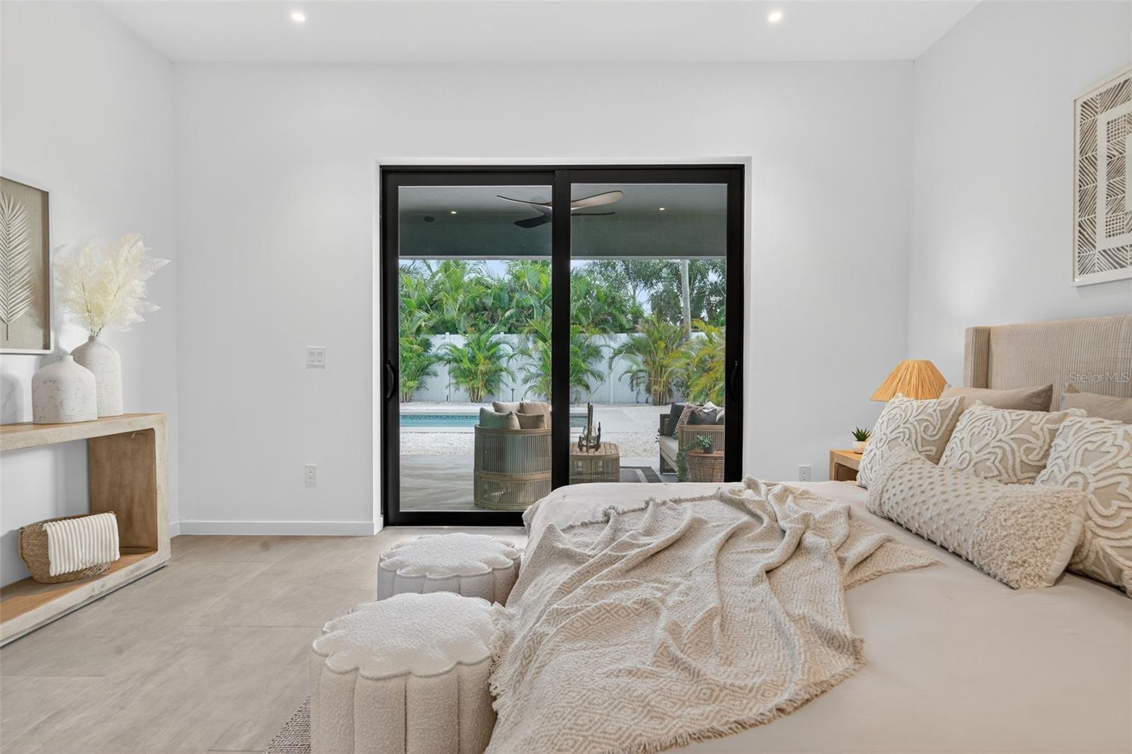 Image 22 of 40 For 2306 Valencia Drive