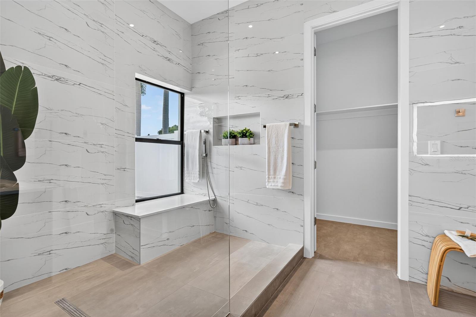 Image 24 of 40 For 2306 Valencia Drive