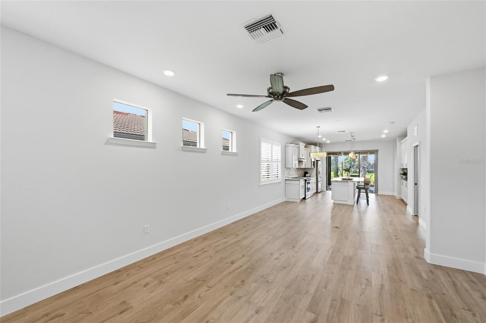 Image 12 of 56 For 17029 Hampton Falls Terrace