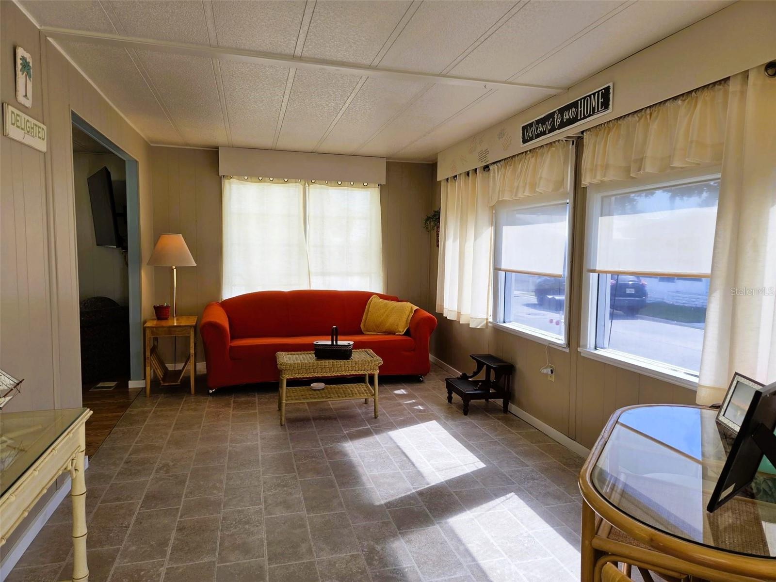 Image 9 of 41 For 3321 Shingle Oak Terrace