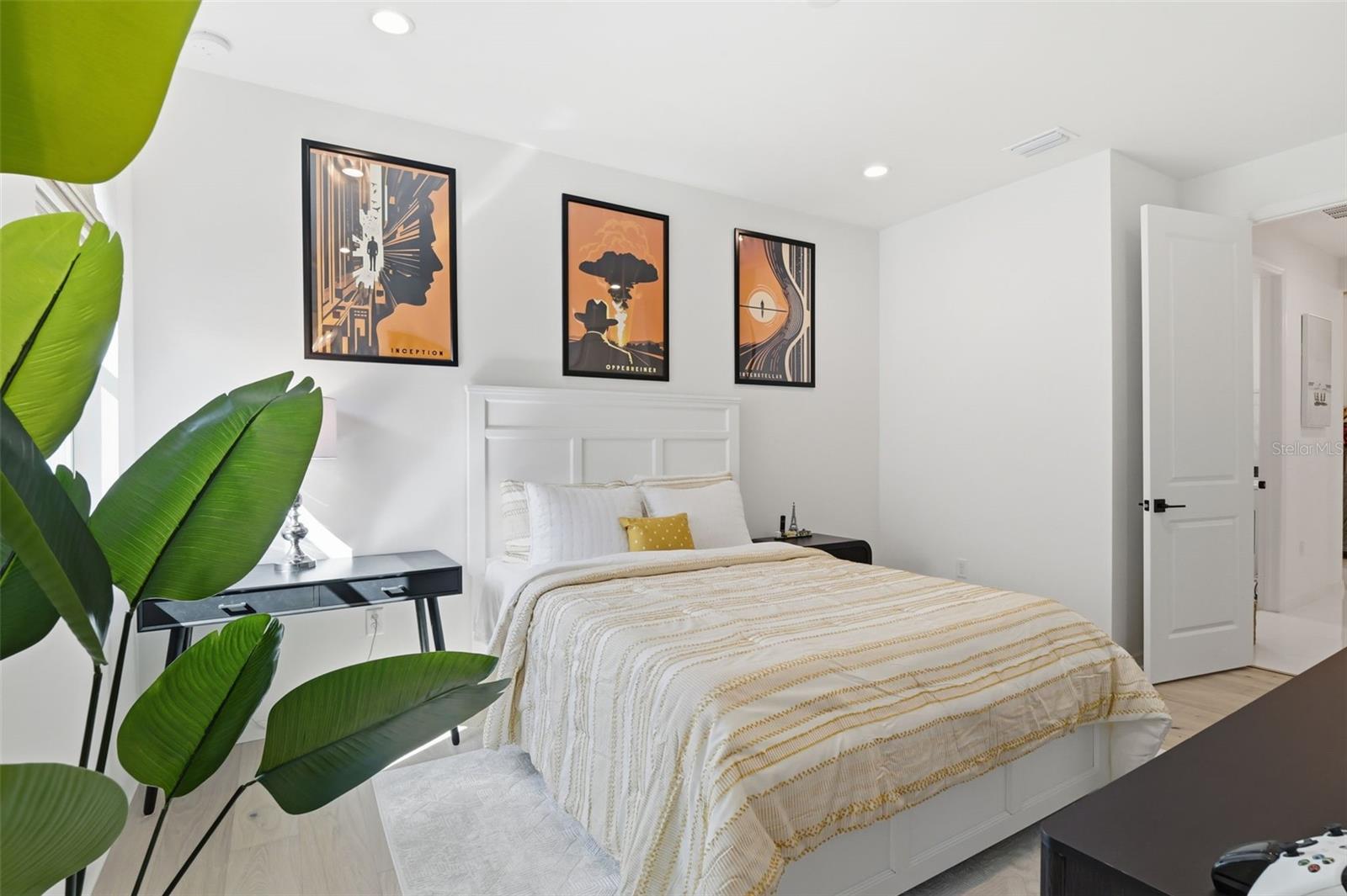 Image 12 of 40 For 16261 Preservation Boulevard