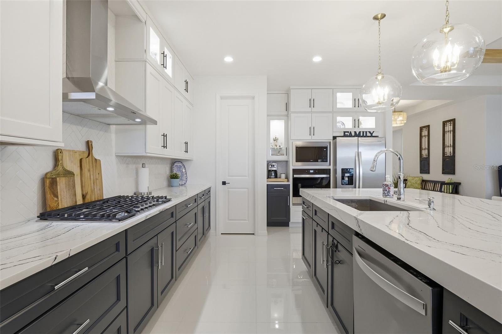 Image 18 of 40 For 16261 Preservation Boulevard