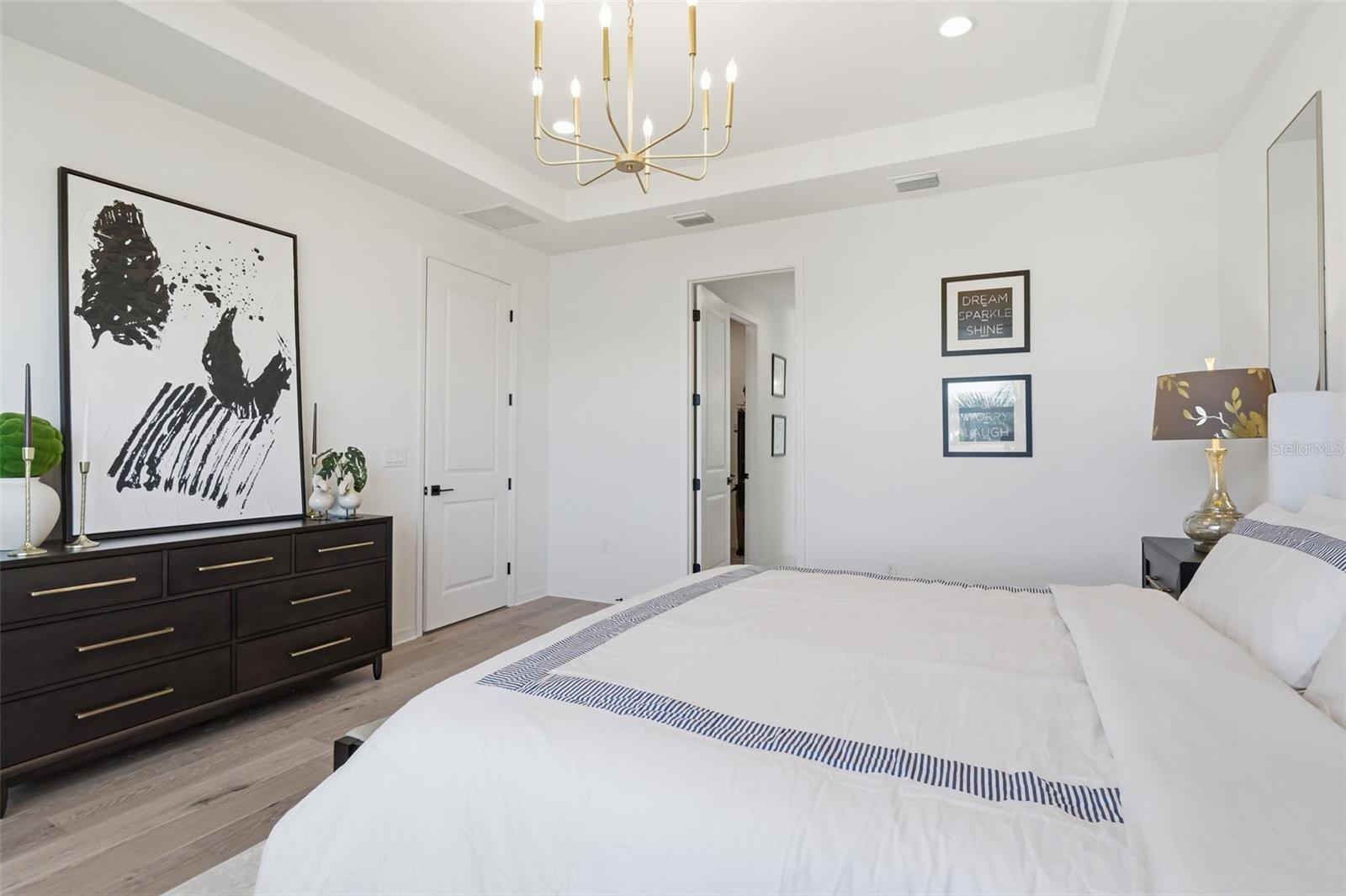 Image 26 of 40 For 16261 Preservation Boulevard