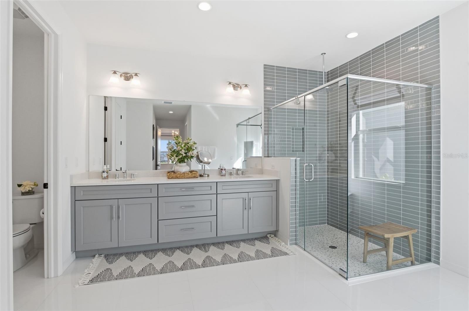 Image 27 of 40 For 16261 Preservation Boulevard