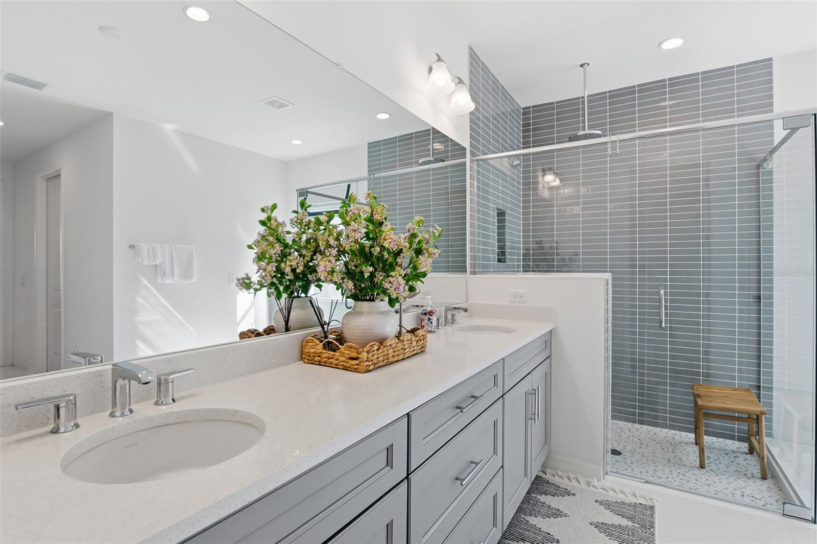 Image 28 of 40 For 16261 Preservation Boulevard