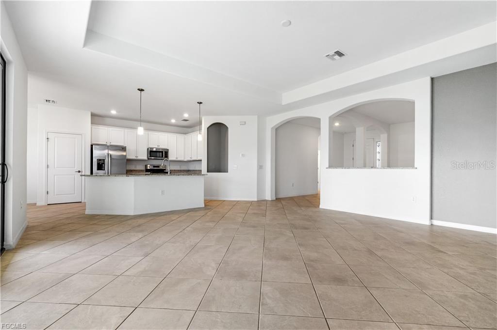 Image 10 of 49 For 3296 Altimira Drive